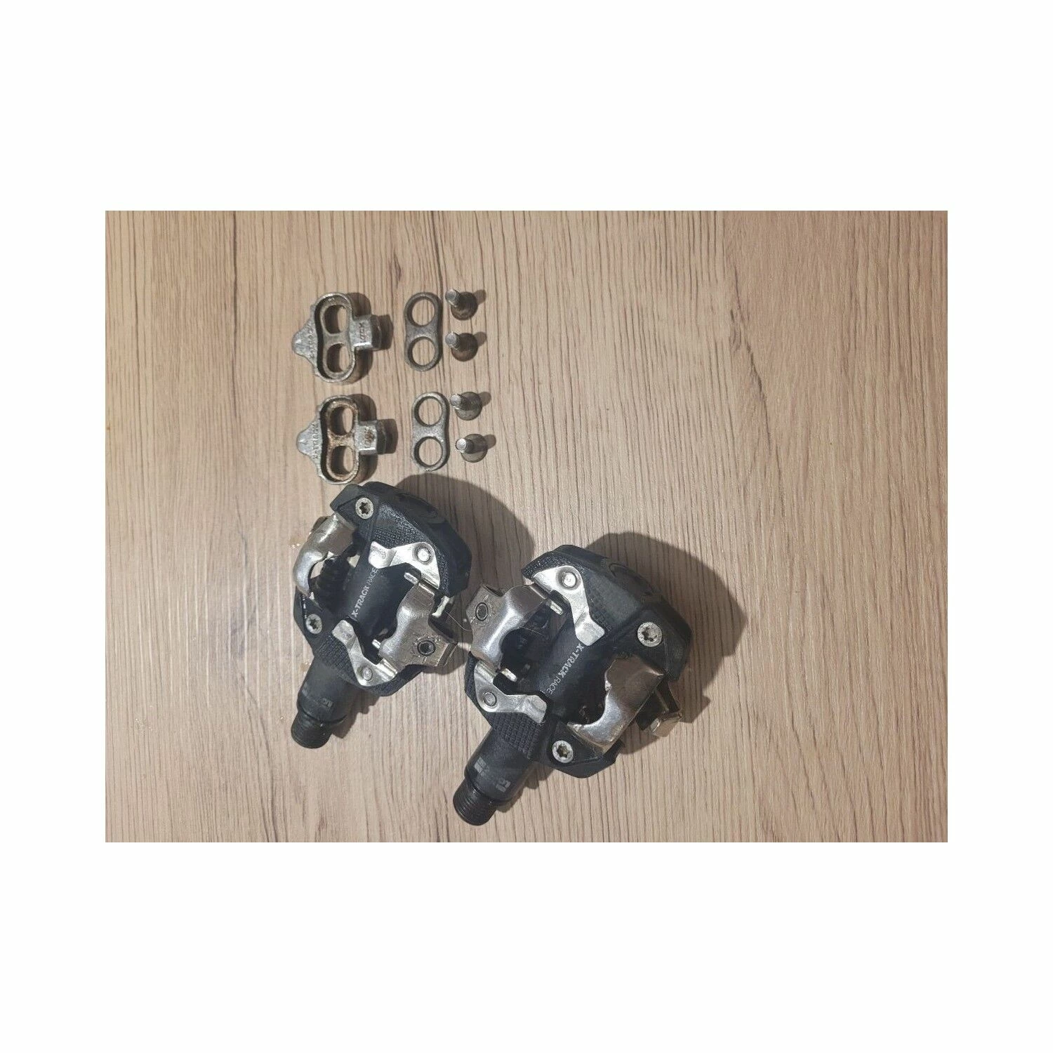 Pédales Auto Look 1 Pédales Auto Look