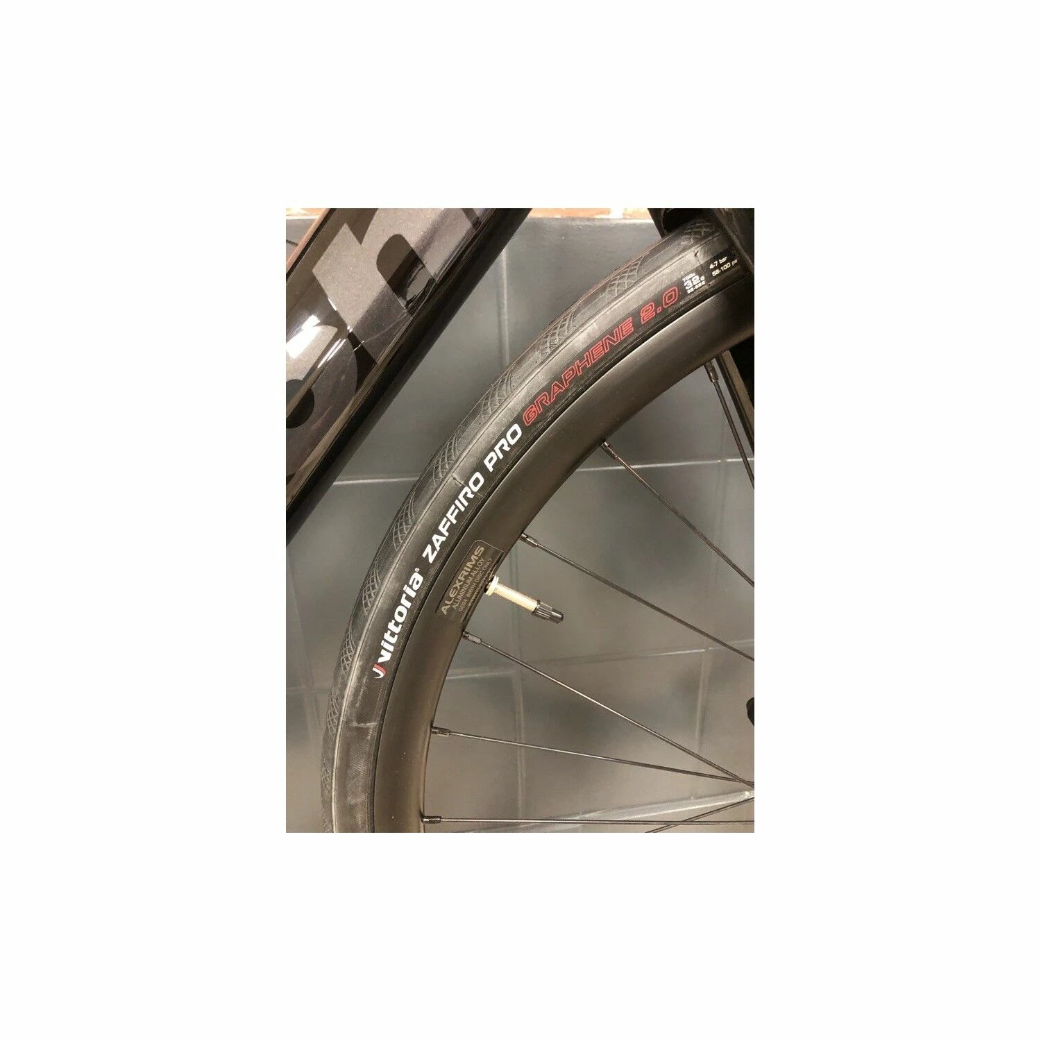 Vélo De Course Bianchi Milano BIANCHI INFINITO XE DISC ULT.GRX 11V - 58 - 700c 5 Vélo De Course Bianchi Milano BIANCHI INFINITO XE DISC ULT.GRX 11V - 58 - 700c – Image 5