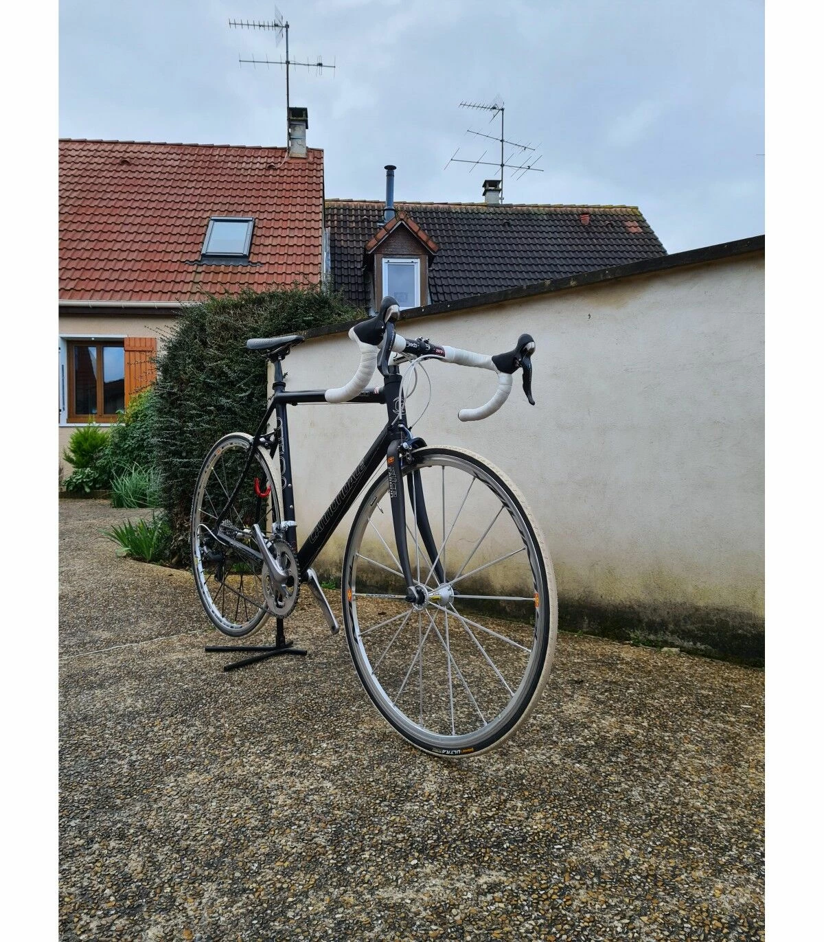 Vélo De Course Cannondale - 56 2 Vélo De Course Cannondale - 56 – Image 2