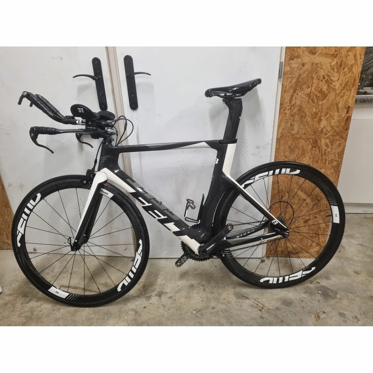 Vélo De Contre La Montre Felt - 54 2 Vélo De Contre La Montre Felt - 54 – Image 2