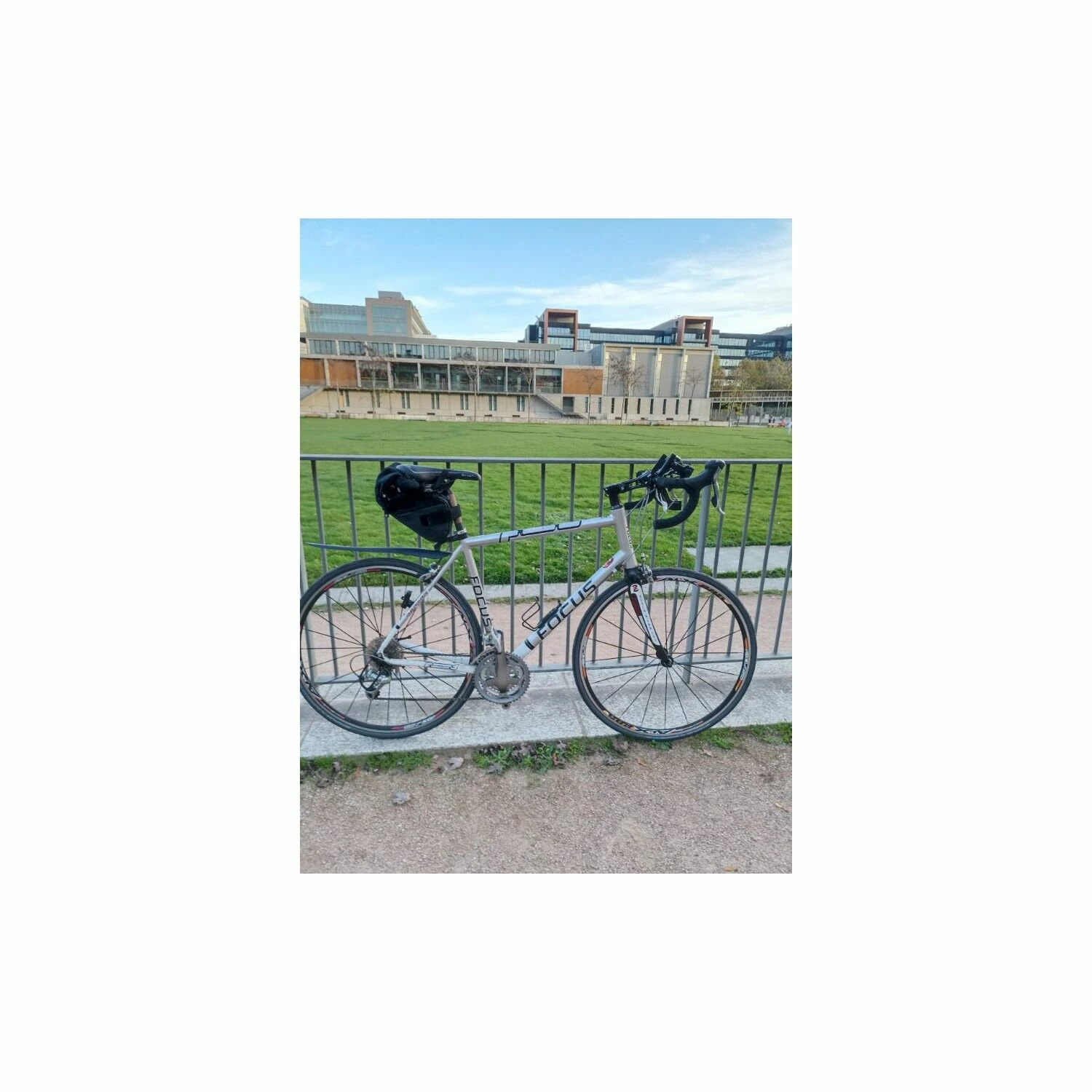 Vélo De Course Focus - 56 1 Vélo De Course Focus - 56