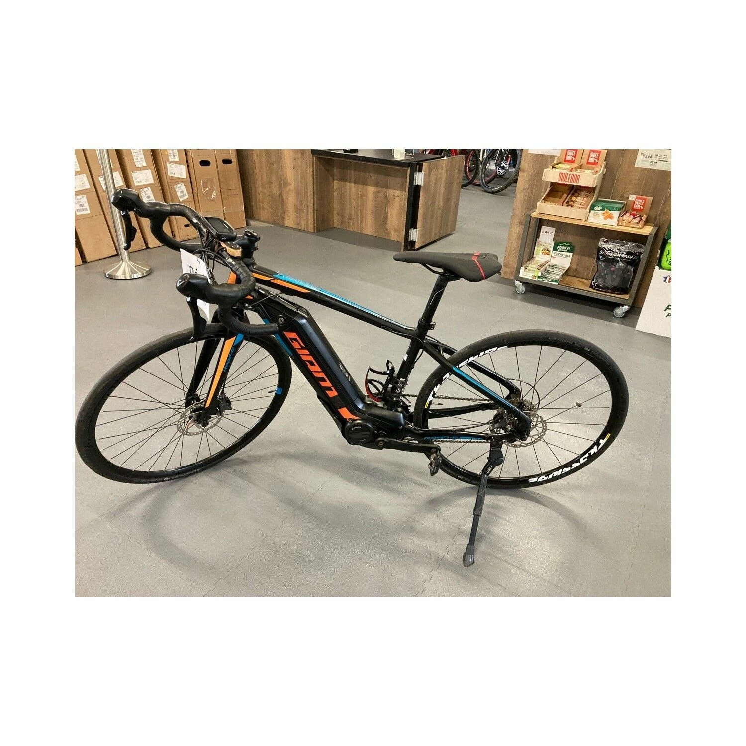 Vélo De Route électrique Giant - 48 4 Vélo De Route électrique Giant - 48 – Image 4