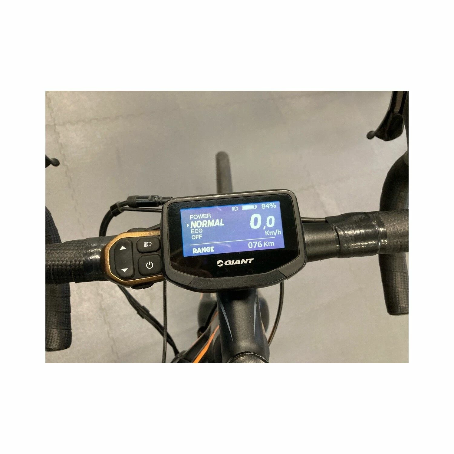 Vélo De Route électrique Giant - 48 5 Vélo De Route électrique Giant - 48 – Image 5