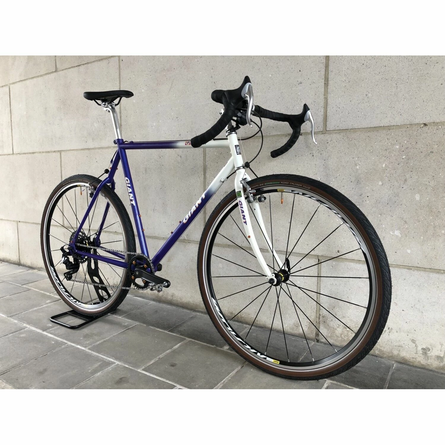 Vélo De Gravel Giant - 56 2 Vélo De Gravel Giant - 56 – Image 2