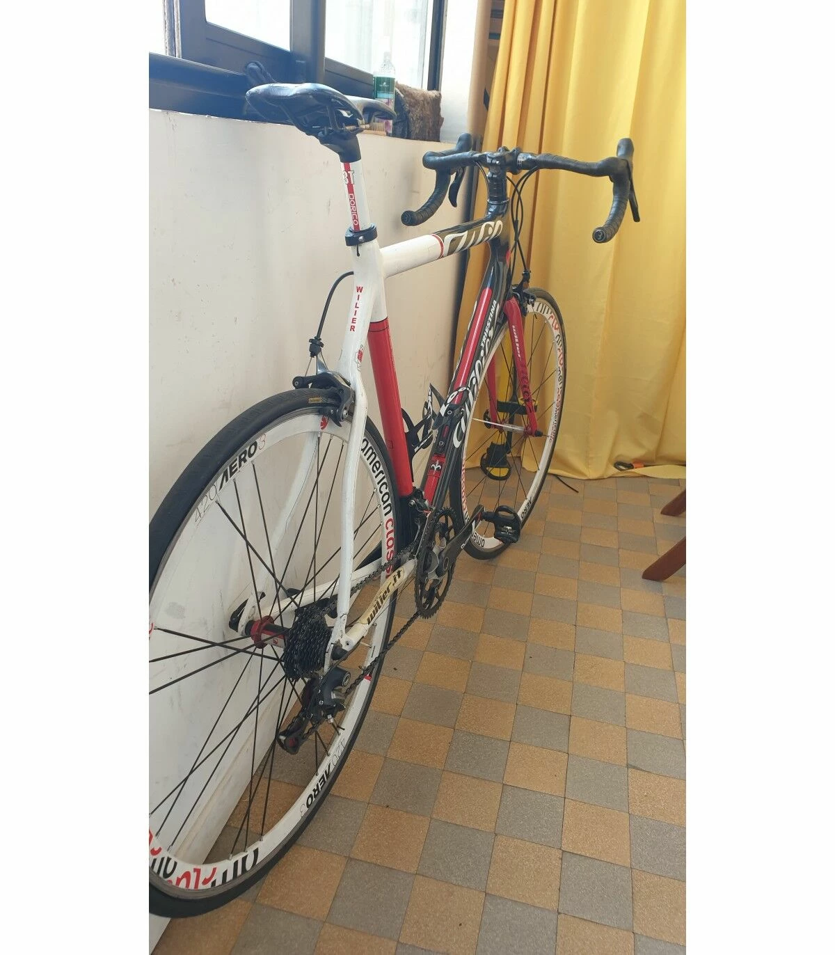 Vélo De Course Wilier Triestina - 56 3 Vélo De Course Wilier Triestina - 56 – Image 3